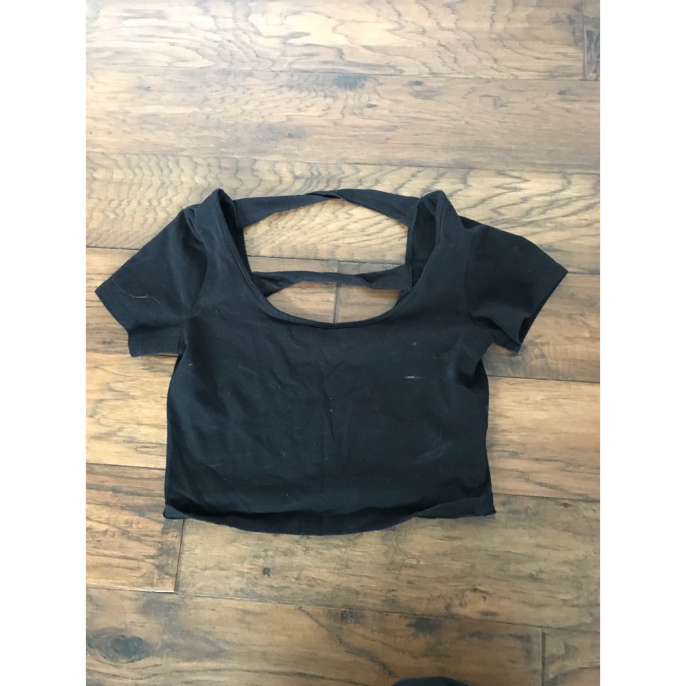 Black crop top